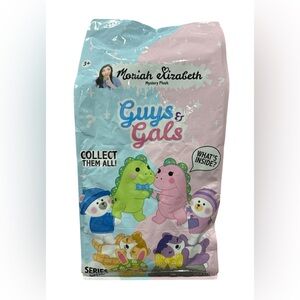 Moriah Elizabeth Guys and Gals 11" Mystery Plush Collectible Blind Bag Toy